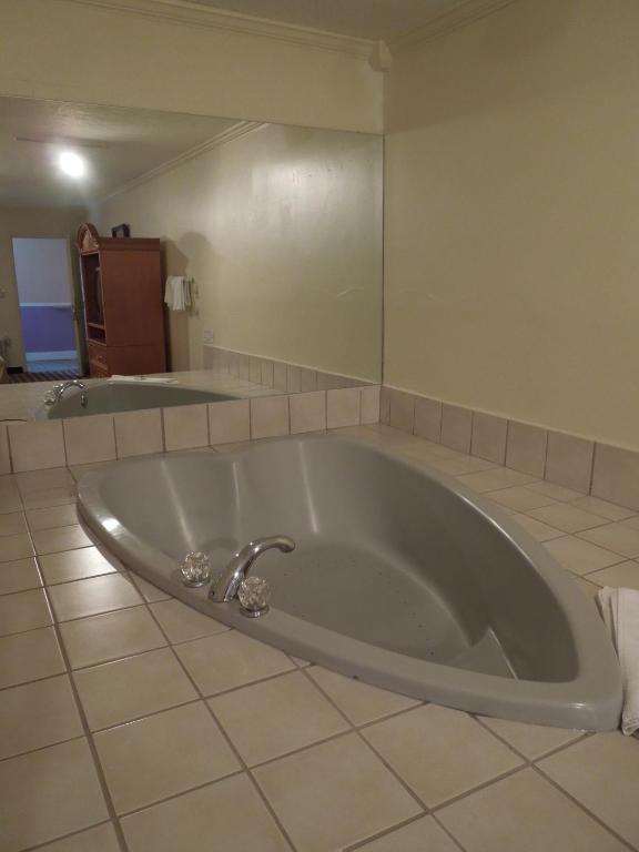 Wildwood Inn Florence Phòng bức ảnh